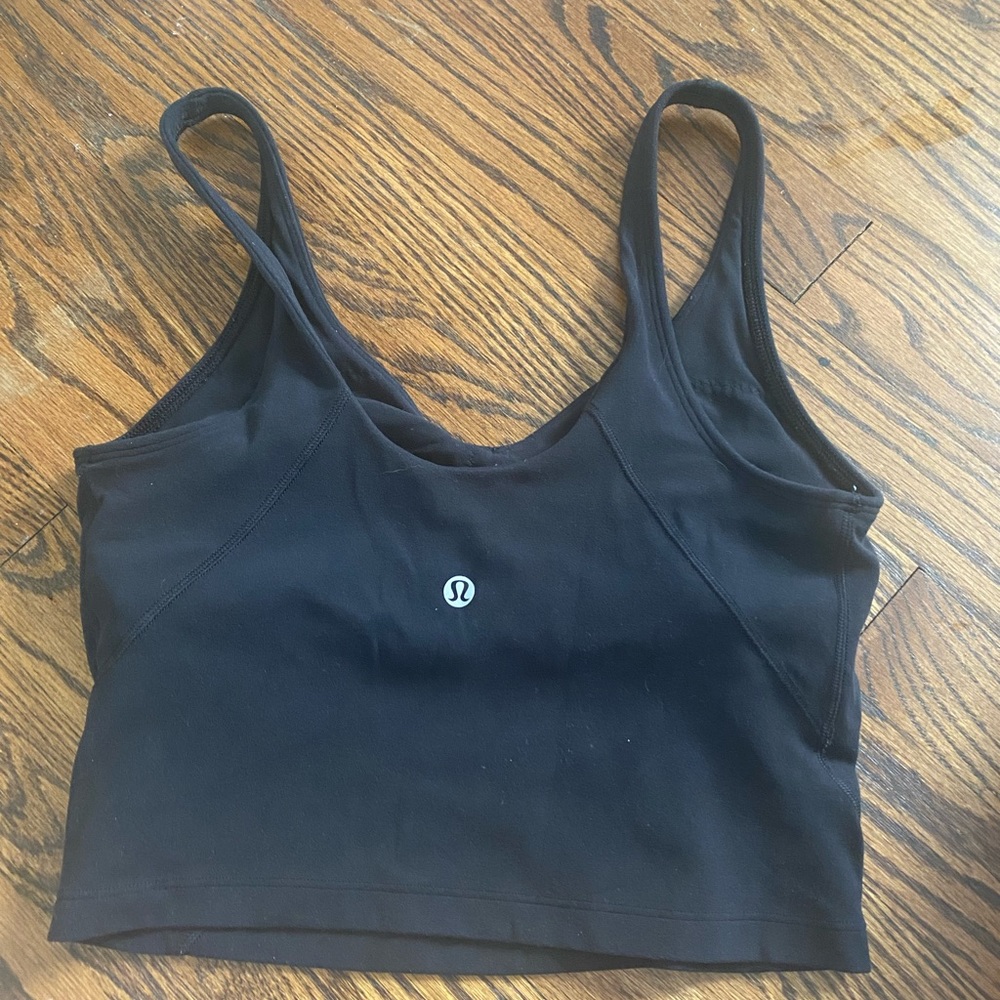 black lululemon align tank